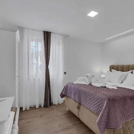 Premium Serenitas Ponti Apartment