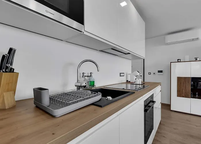 Premium Serenitas Ponti بريلا